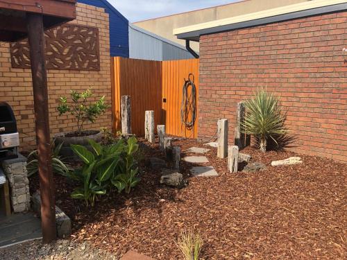 Kert, Mariner Motel in Portland