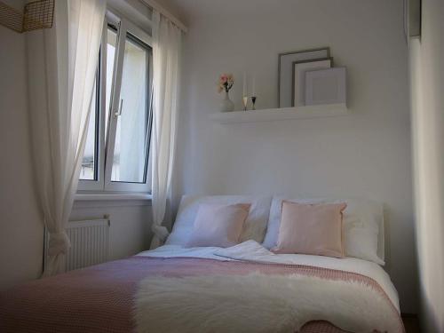 Beautiful & Central 2-room Apartment Vienna