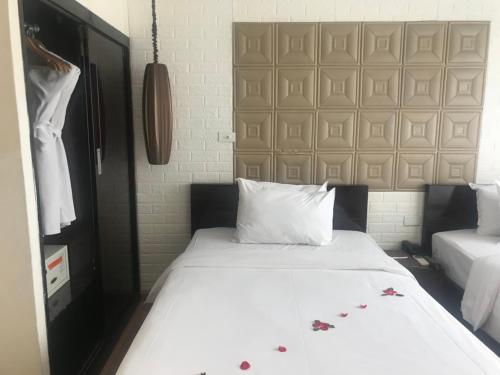 Hanoi Impressive Hotel