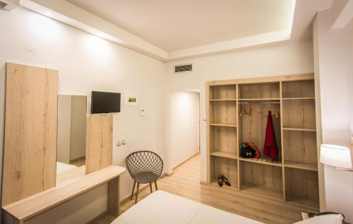 1 twin bed