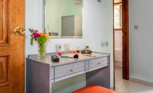 Louladakis Apartments - image 2