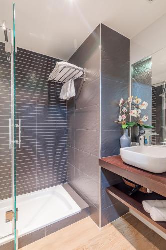 Madrid Rental Flats - image 10