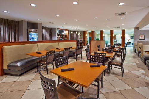 홀리데이 인 아우구스타 웨스트 I-20 바이 IHG - 레스토랑