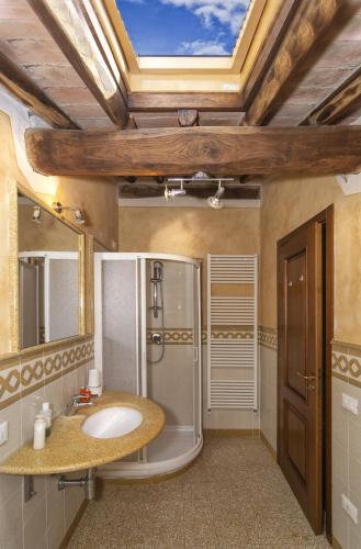 Tenuta San Giovanni Lucca - 샤워실