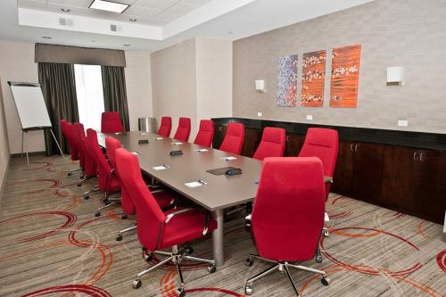 Holiday Inn Express & Suites Columbus - Easton Area by IHG Holiday Inn Express & Suites Columbus - Easton Area by IHG