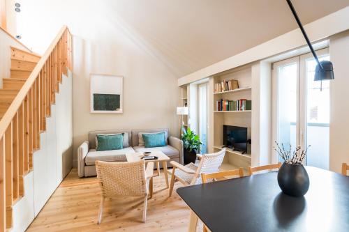 Casas na Portuguesa - Bica Chiado 2