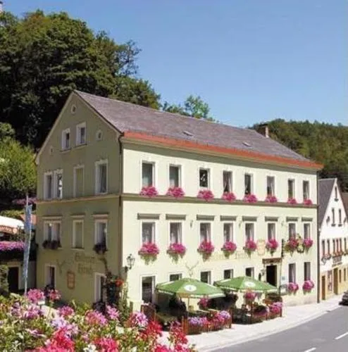 Gasthof & Hotel Goldener Hirsch in Bad Berneck im Fichtelgebirge, Deutschland