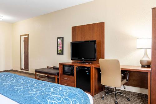 Comfort Inn & Suites Pine Bluff