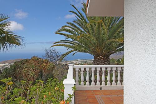  Casitas Vista Valle Bajo in El Paso