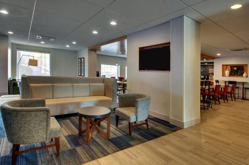 ทัศนียภาพภายนอกโรงแรม, Holiday Inn Express Baltimore BWI Airport West By IHG in ฮาโนเวอร์ (MD)