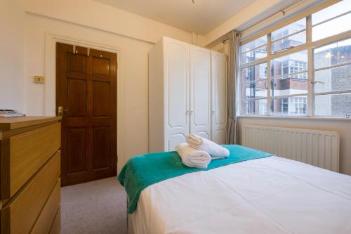 Luxury & Spacious 1bed Apartment Little Venice, , London