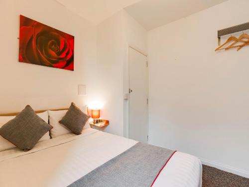 Lost Guest House Peterhead - image 3