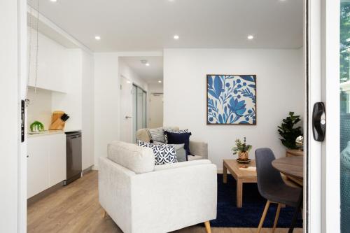 Ultra Modern Studio Suite with Balcony Near Shops