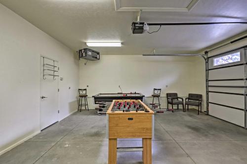 Family Prescott Sanctuary with Games Yard and Sunroom - image 10