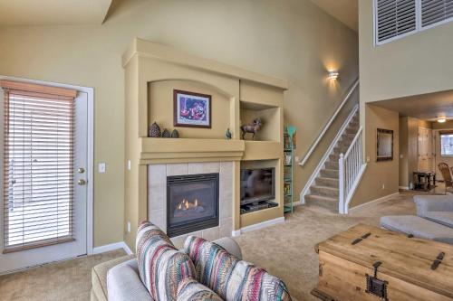 Family-Friendly Frisco Condo with Grill Lake Views! - image 3