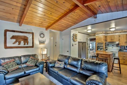 NEW! Lake Tahoe Getaway w/Hot Tub 6Mi to Heavenly - image 2