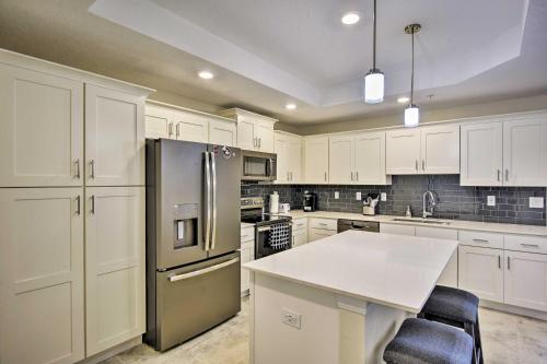 Kissimmee Condo with Resort-Style Amenities!