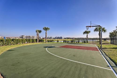 Kissimmee Condo with Resort-Style Amenities!