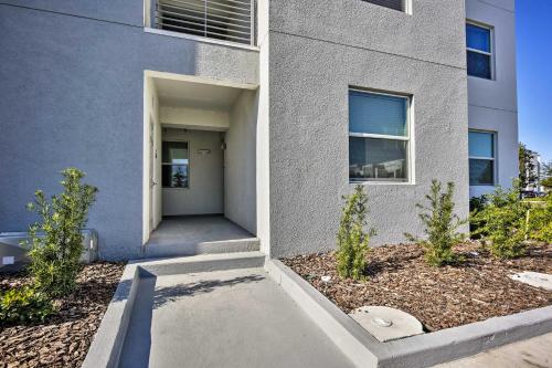 NEW! Ideal Disney/Universal Retreat w/ Resort Pool - image 8