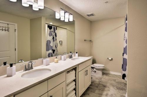 Kissimmee Condo with Resort-Style Amenities!