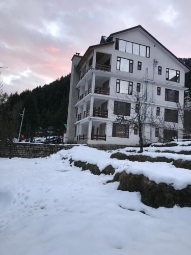 Hotel Delfryn – Manali, PA