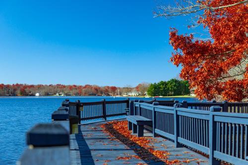 Crown Resorts at Lake Tansi East