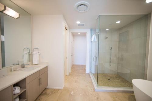Viridian by Dune Vacation Rentals