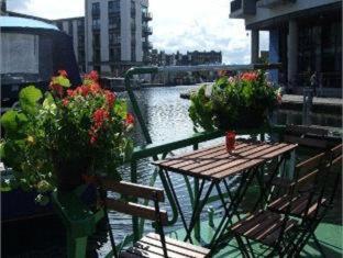 Edinburgh - Houseboats, Эдинбург (фото 3)