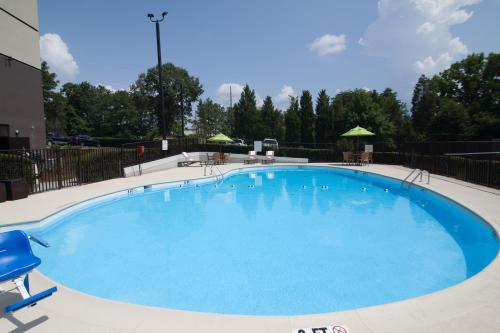 Holiday Inn Express Atlanta Galleria-Ballpark Area, an IHG Hotel