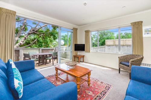 2 bedrooms, 4 beds