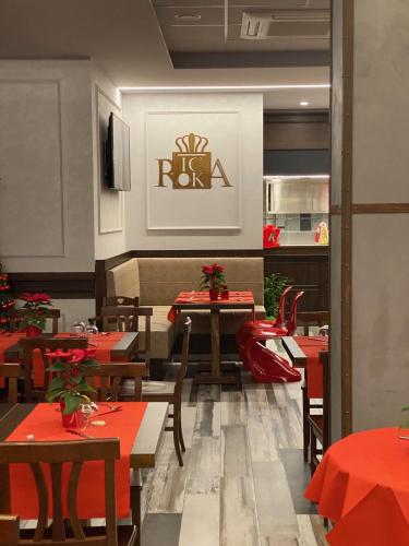 Ricaroka Hotel - image 2
