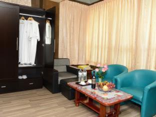 Hotel Grand United - Chinatown, Yangon (photo 10)