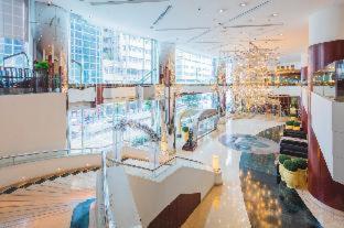 B P インターナショナル (B P International) in 香港