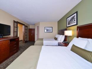 ESTIA Hotel & Suites Glenview