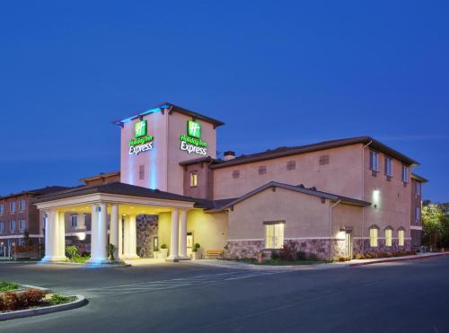 Holiday Inn Express Lodi an IHG Hotel - image 4