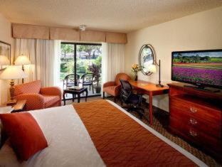 Best Western Plus Garden Court Inn