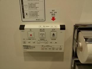 the b shimbashi, Tokio (fotografie 9)