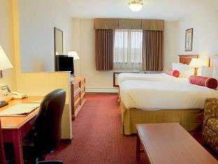 Best Western Plus Sandusky Hotel and Suites