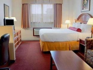 Best Western Plus Sandusky Hotel and Suites