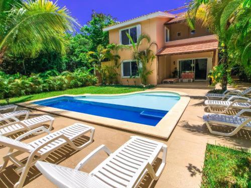 Villas Picalu Studios & Suites in Puerto Aventuras, Mexico