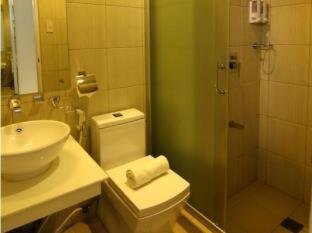 Regency Grand Suites, Manila (foto 10)