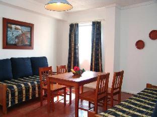 Apartamentos Turisticos Regina - image 10