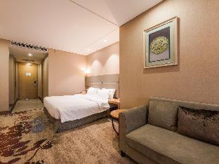 Ramada by Wyndham Beijing Airport, Шуньи (фото 9)