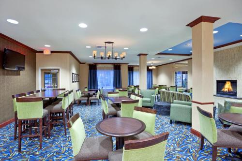 Holiday Inn Express Hotel & Suites North Sequim