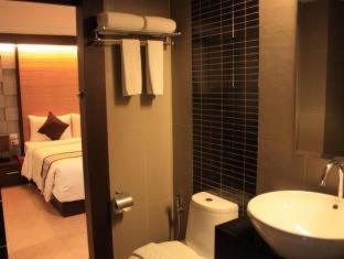 Sky dome resotel - โรงแรมสกายโดม รีโซเทล, Bangkok (fotografie 8)