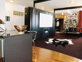 Chapel Apartments - Accommodation - Dunedin