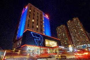 เรด แพลนเน็ต มากาติ อามอร์โซโล (Red Planet Makati Amorsolo) in มากาตี