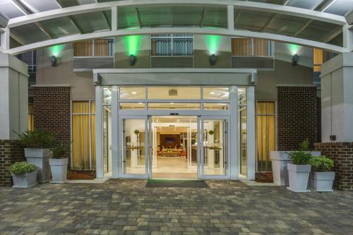 Holiday Inn Statesboro-University Area an IHG Hotel - image 3