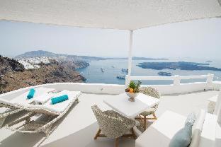 Aqua Luxury Suites Santorini - image 9