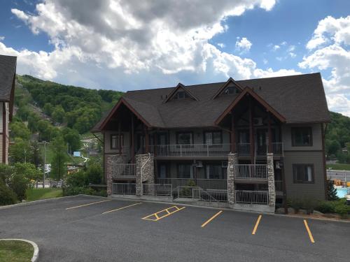 Bromont-Condo sur la montagne in Bromont (QC)